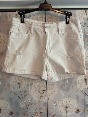 Classic White Cuffed Denim Shorts
